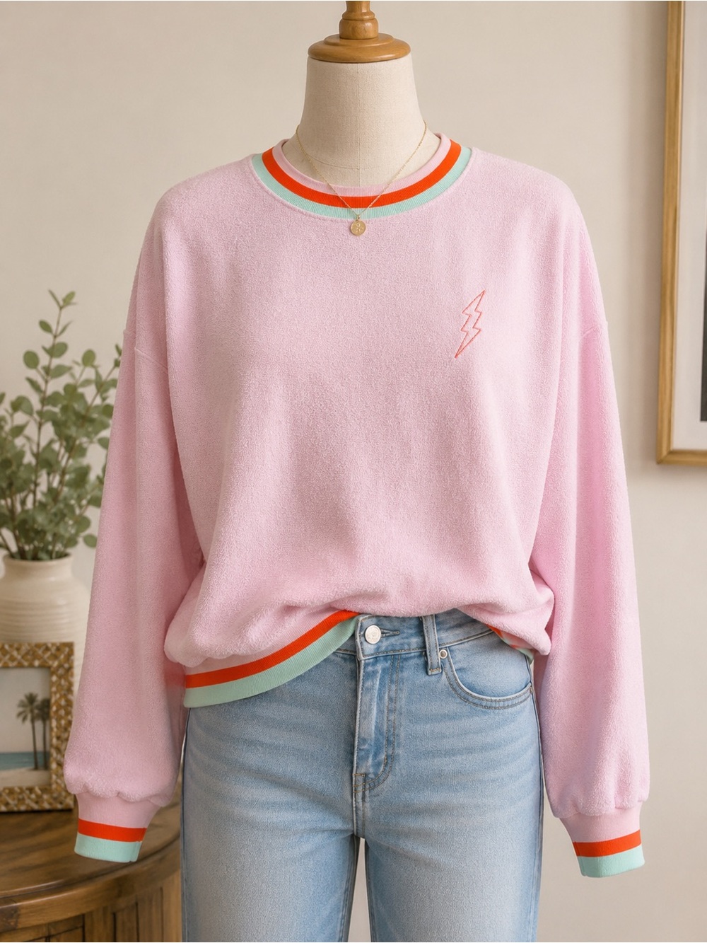 Starfit Tessa Light Pink Crewneck Sweater Contrast Trim influencer preppy S